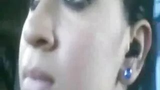 აგენტი გოგონა ქუსლები, ბიჭი