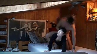 Pours cum