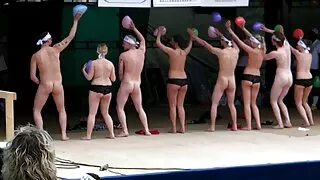 Macho fucked IN FFM კურორტ აღგზნებული მეგობარ