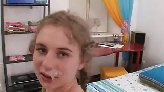 ტატუირებული ბიჭი, მისი შეყვარებული პირში
