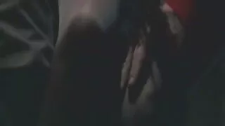 შავი shoves ხანგრძლივი ჯოხი მისი საყვარელი პროჭი