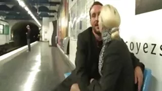 Bright girlfriend მისცა coochie პირველი თარიღი