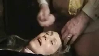 გოგონა თმები ხვრელი, მუშა