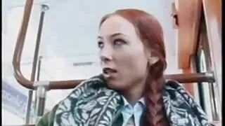 Busty girl მუშაობდა slits on ყლე პიკაპის