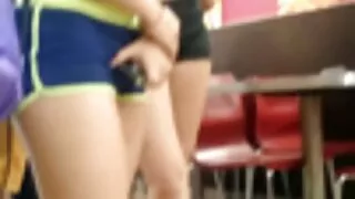 Dude შეიძინა დიდი შავგვრემანი რძე